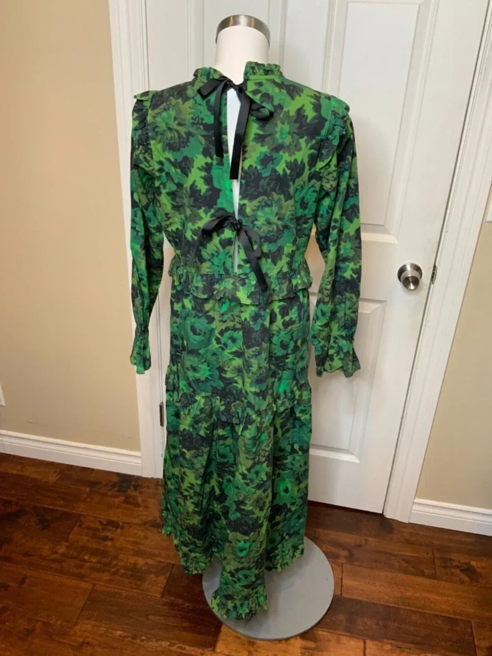 Damson Madder Green Kushla Floral Maxi Dress Ruffle Tie Back, Size 8 - Picture 6 of 9